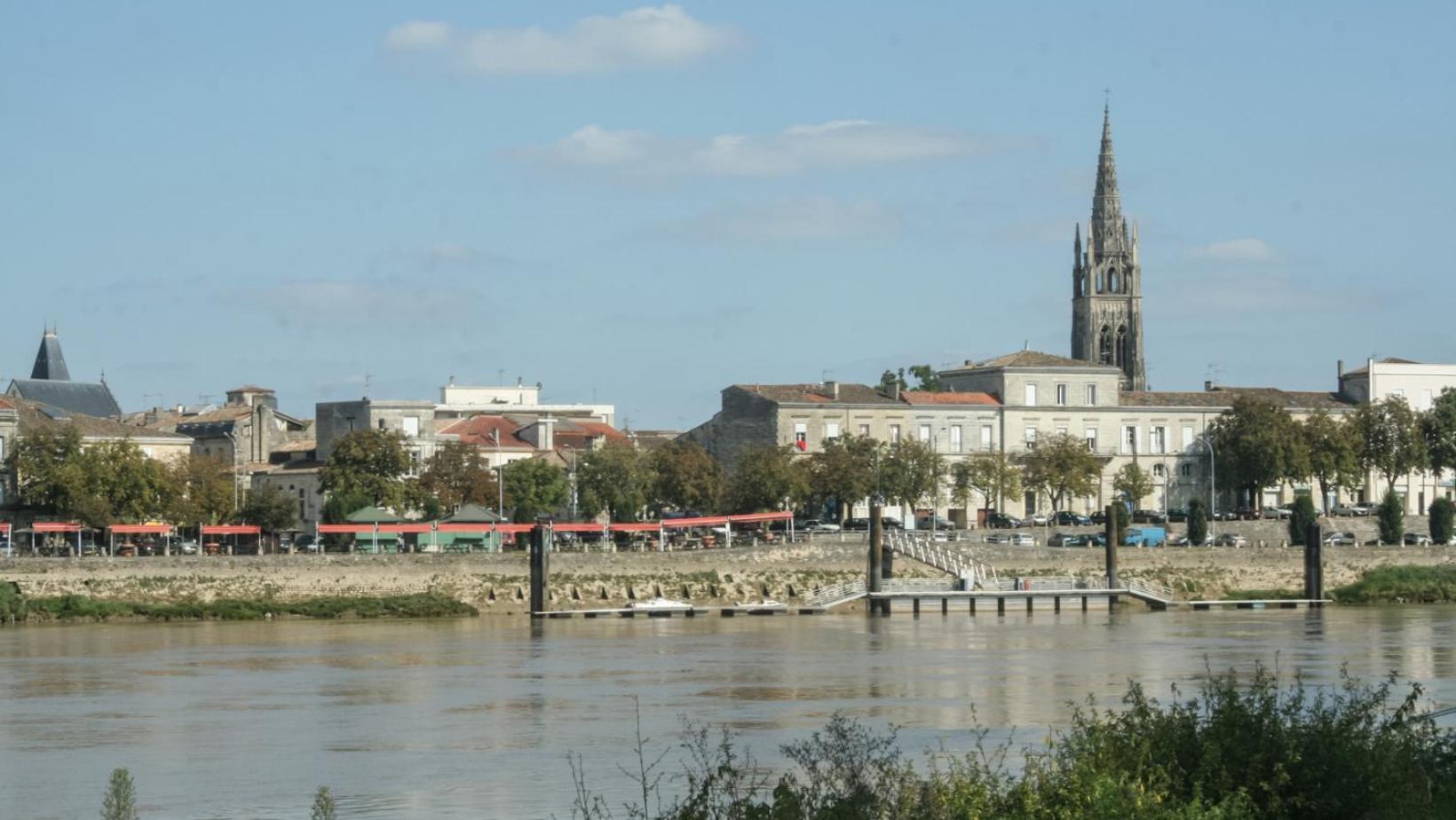 Maison Charmeilles - Gite Touristique - Coliving Fronsac  Exterior foto